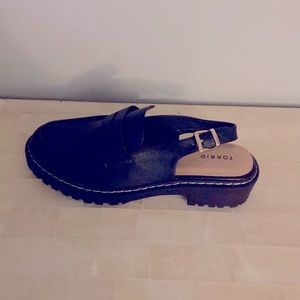 Sling back luggage loader black slip on shoe